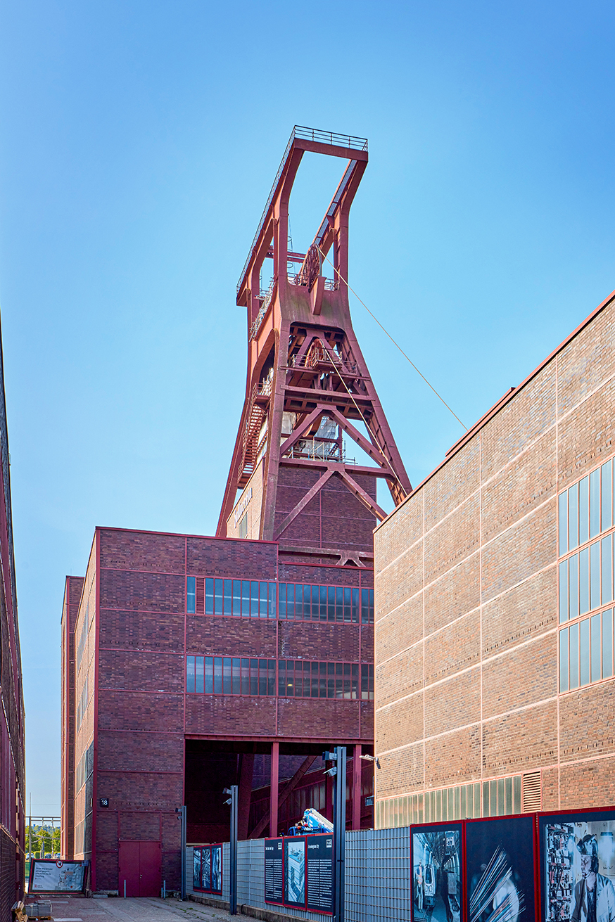 Zollverein UNESCO World Heritage Site in Essen: Pure industrial
